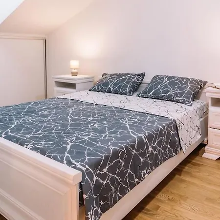 Mt One-bedroom Boho Apartment, *